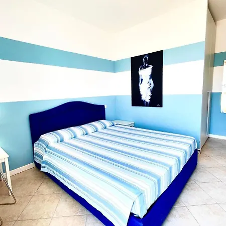דירה Hola Borgo Dei Fiori לידו די ג'סולו